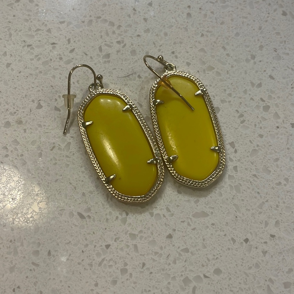 KENDRA SCOTT YELLOW ELLES
